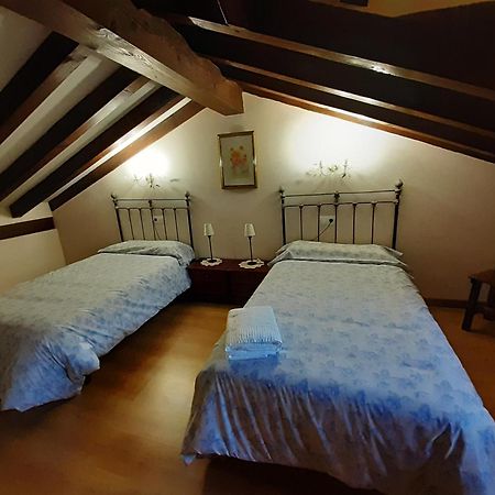 Villa Casa Santa Leocadia à Tama Extérieur photo