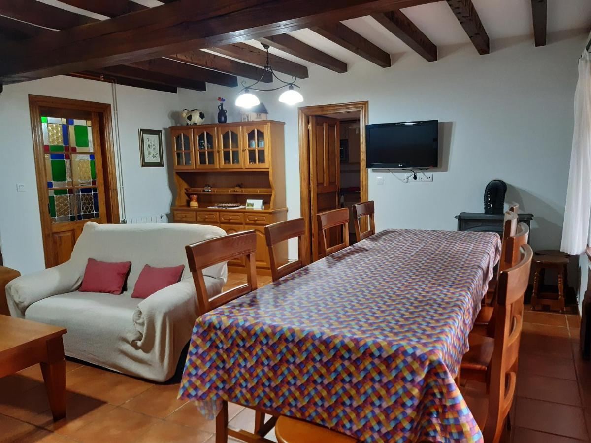 Villa Casa Santa Leocadia à Tama Extérieur photo